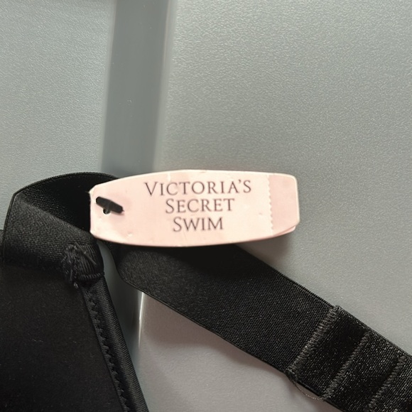 Victoria’s Secert swimsuit top- 34B - Picture 5 of 6